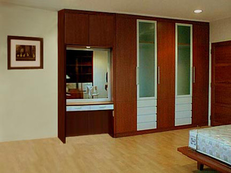 Εντοιχισμένη ντουλάπα σε υπνοδωμάτιο Εντοιχισμένη ντουλάπα σε υπνοδωμάτιο