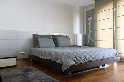 Η μορφή της χορεύτριας στο καλοριφέρ του υπνοδωμάτιου Η μορφή της χορεύτριας στο καλοριφέρ του υπνοδωμάτιου