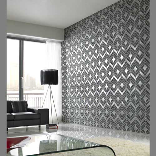Μοντέρνα ταπετσαρία με μεγάλης κλίμακας γεωμετρικά σχήματα, όπου μεταλλικά μελάνια τονίζουν τις καμπύλες και δίνουν έμφαση στο σχέδιο της ταπετσαρίας Μοντέρνα ταπετσαρία με μεγάλης κλίμακας γεωμετρικά σχήματα, όπου μεταλλικά μελάνια τονίζουν τις καμπύλες και δίνουν έμφαση στο σχέδιο της ταπετσαρίας