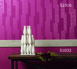 Μοναδική ατμόσφαιρα στο χώρο δίνει η ταπετσαρία Μοναδική ατμόσφαιρα στο χώρο δίνει η ταπετσαρία