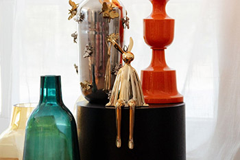 ostern vase and rabbit kare