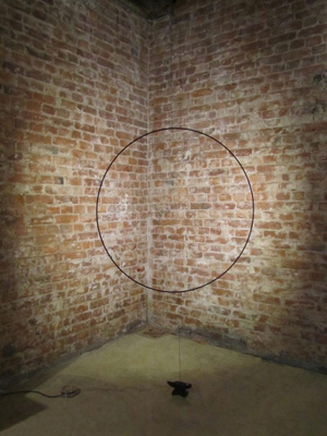 Το Sorry Giotto 12 είναι περισσότερο από ένα κρεμαστό φωτιστικό