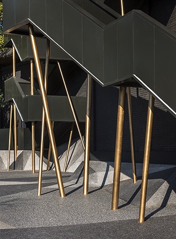 16 VUE Feature Stairway C